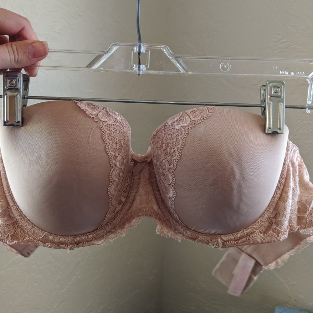 Like New Strapless Victoria's Secret Nude Bra